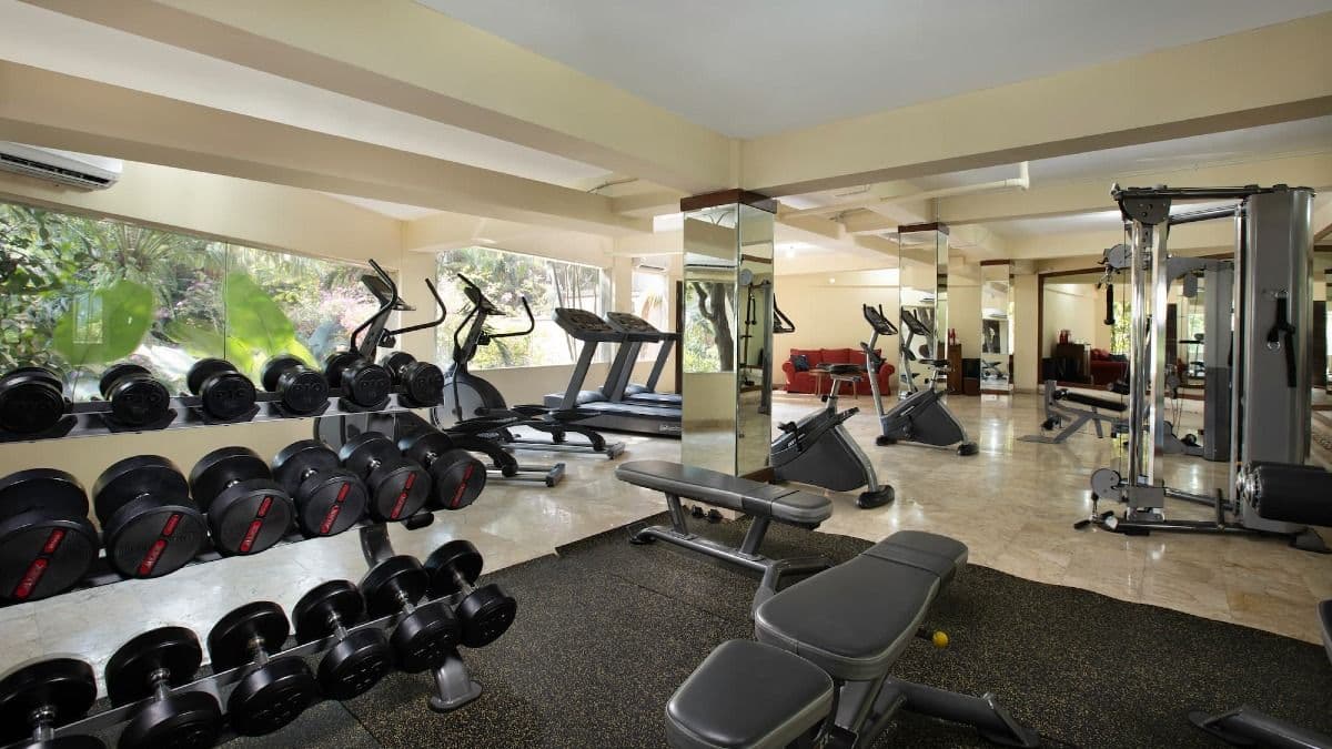 gym-fitness-center-1